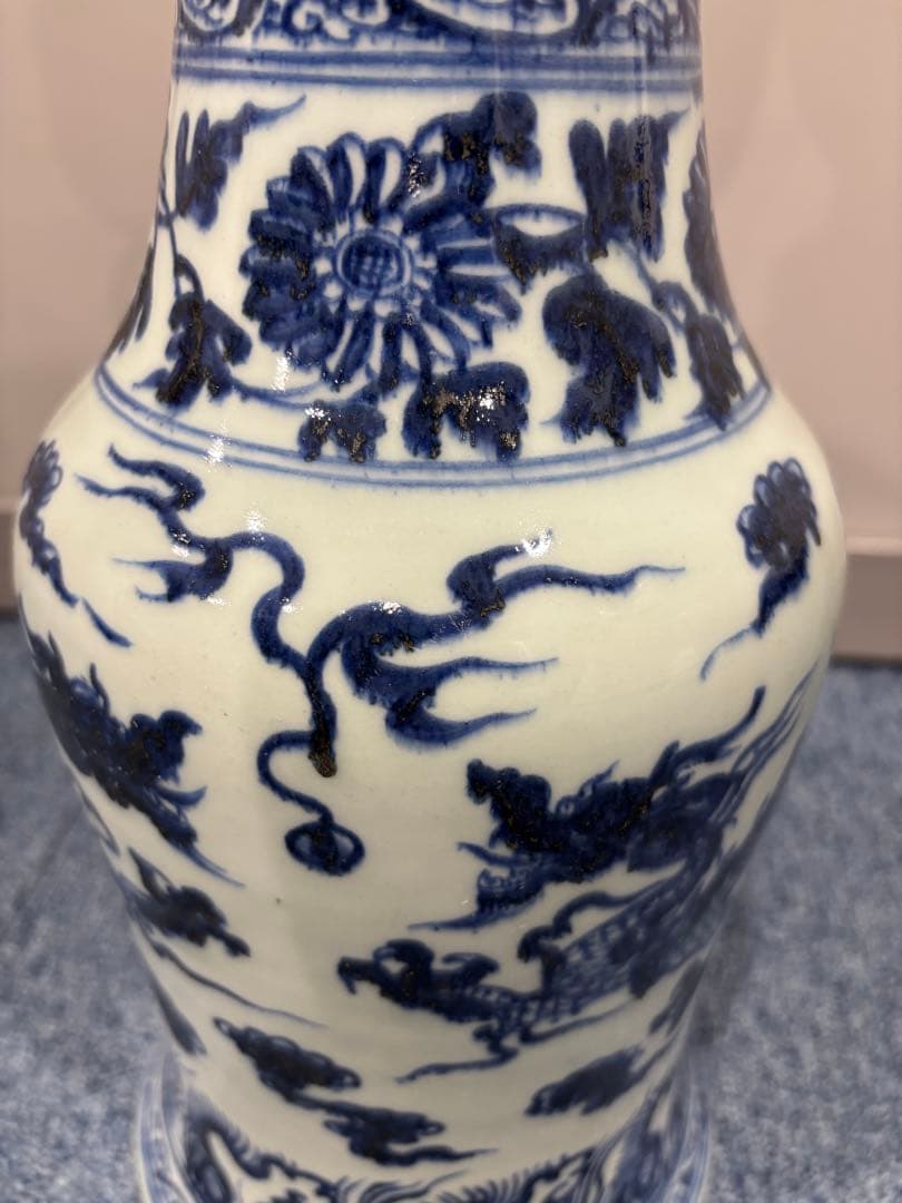 中国花瓶骨董品青白磁 ドラゴン模様 花瓶