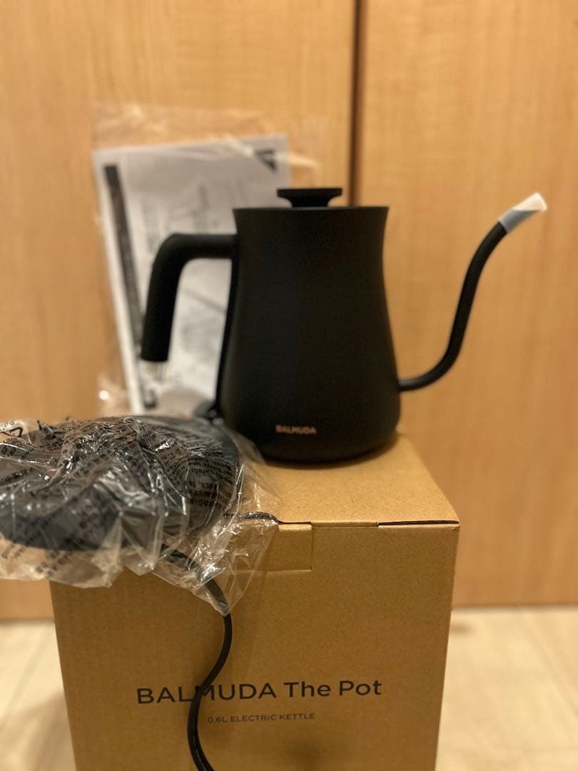 新品、未使用品。BALMUDA The Pot 0.6L 電気ケトル ブラック