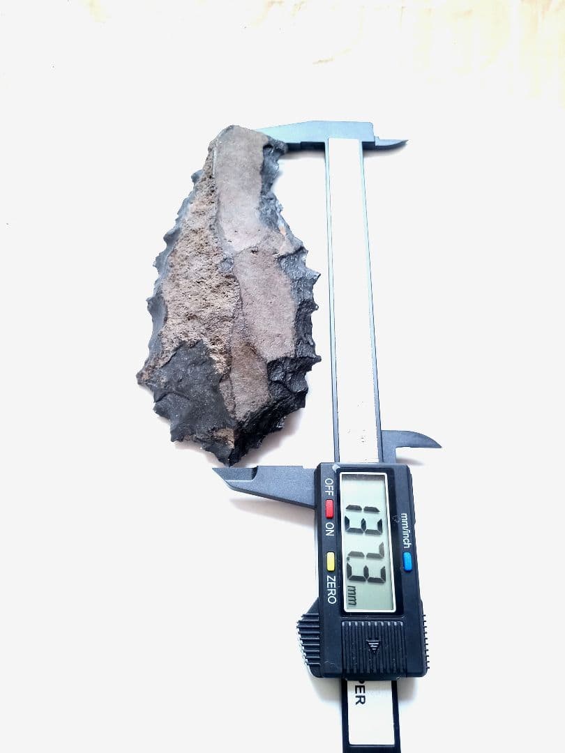 握り斧 サヌカイト 石器 394 原始時代模写