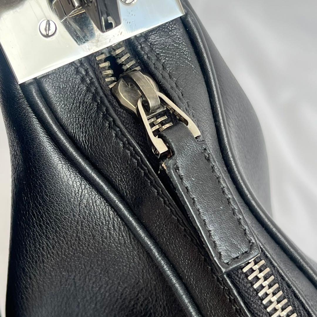 ✨極美品✨　GUCCI ショルダーバッグ　ワンショルダー 肩掛け　レザー　黒