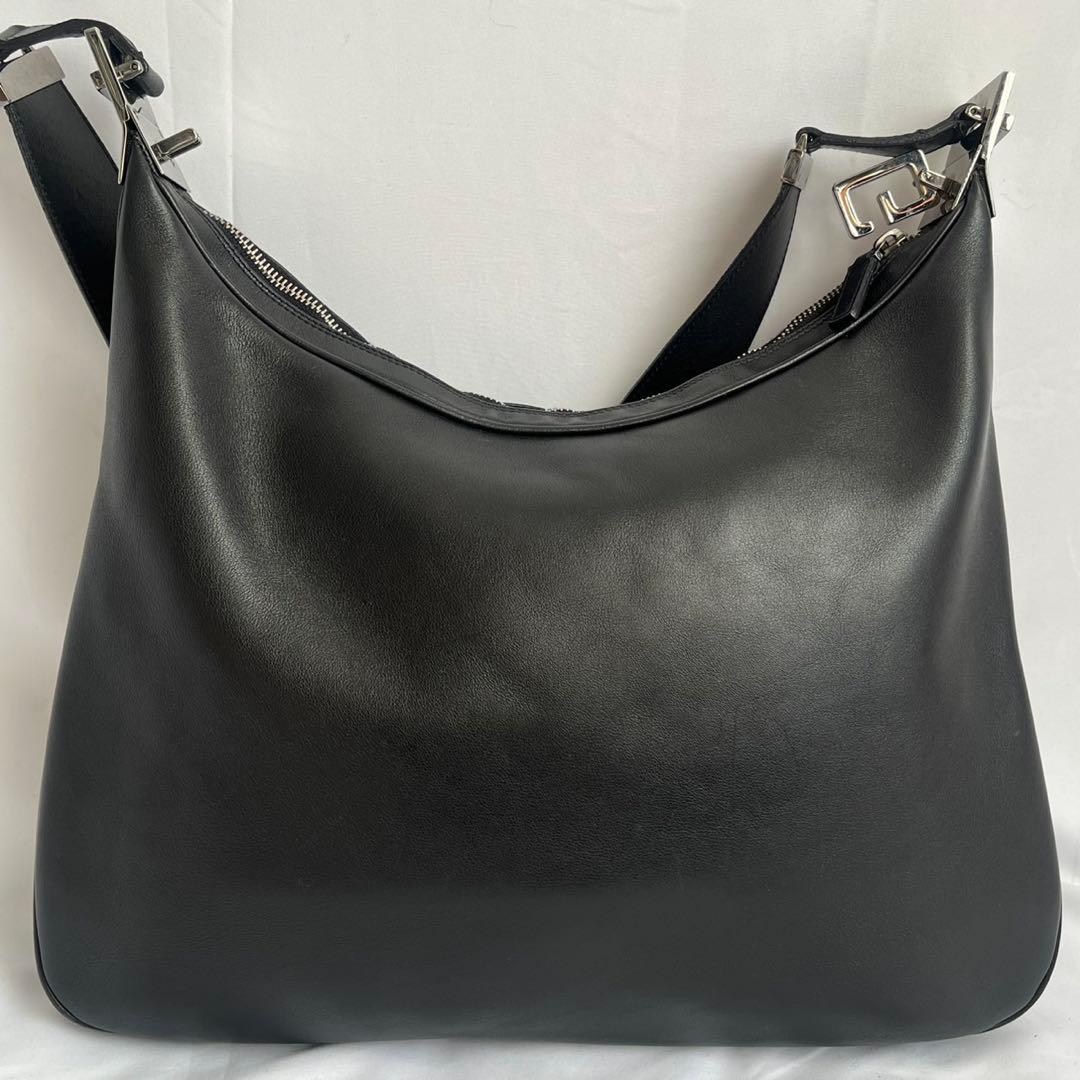 ✨極美品✨　GUCCI ショルダーバッグ　ワンショルダー 肩掛け　レザー　黒
