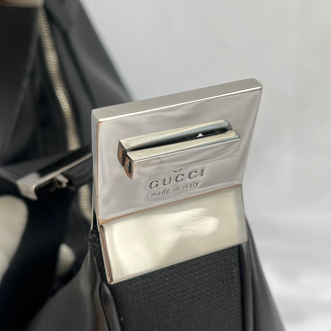 ✨極美品✨　GUCCI ショルダーバッグ　ワンショルダー 肩掛け　レザー　黒