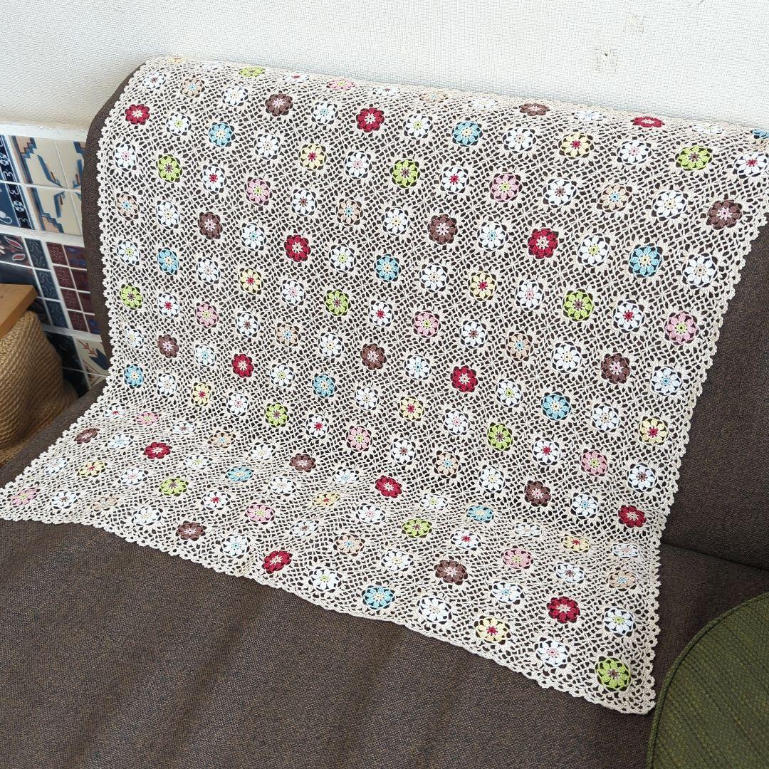 カラフル＆白花モチーフ　マルチカバー　クロス　レース編み