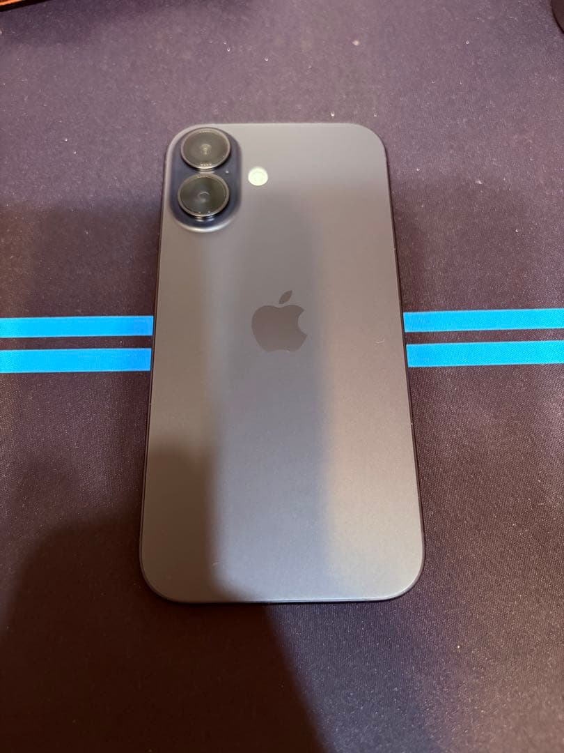 Apple iPhone 16 128GB ブラック　simフリー