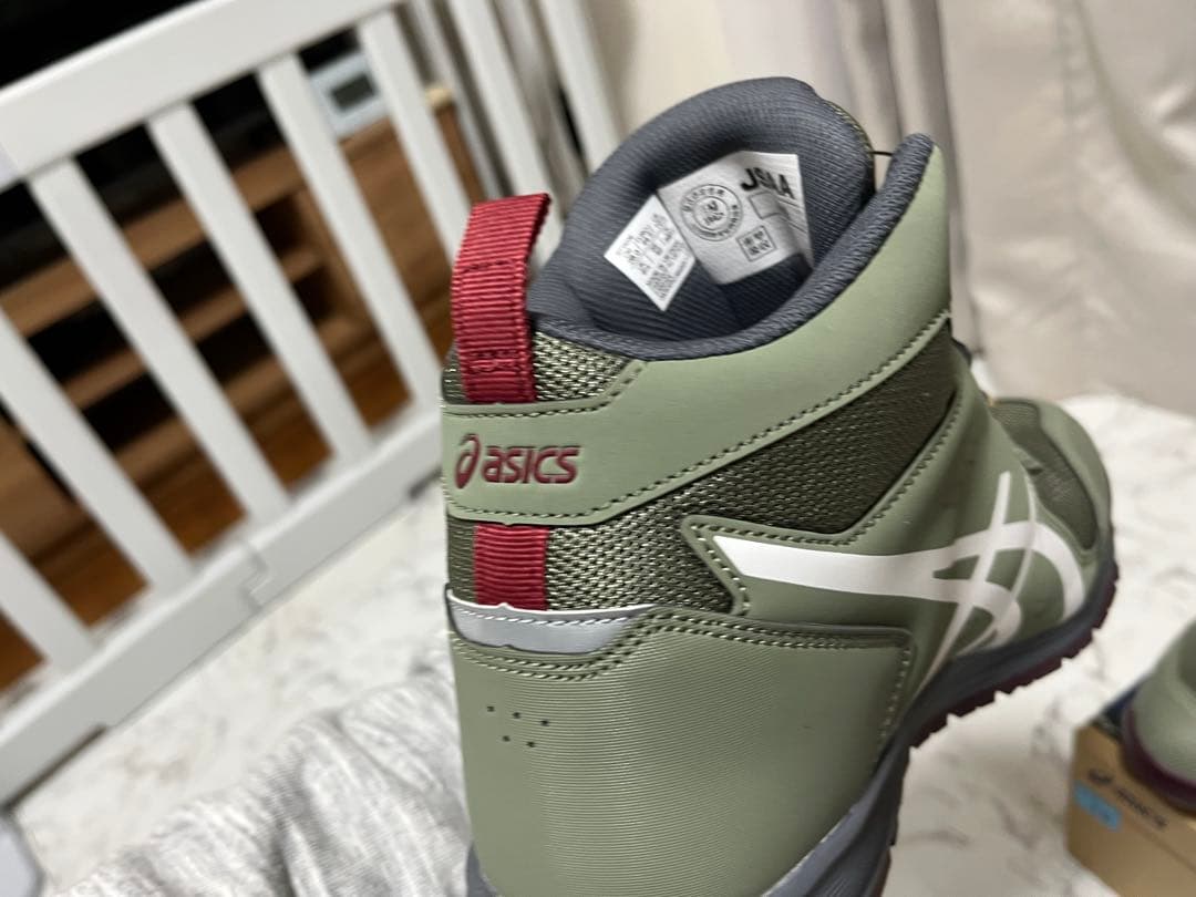 asics .BOA .オリーブグリーン .安全靴 ☆新品☆未使用品☆