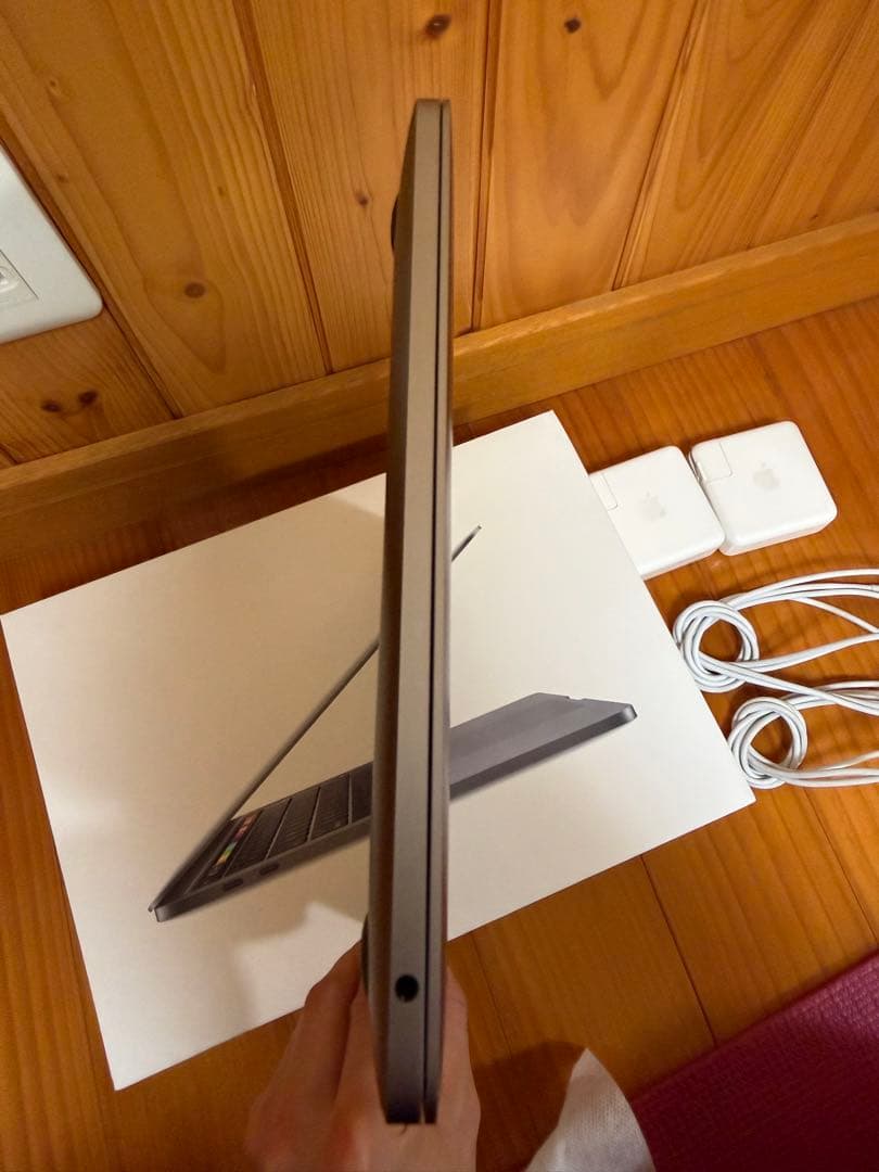 MacBook Pro 2020 メモリ8GB 256GB スペースグレー