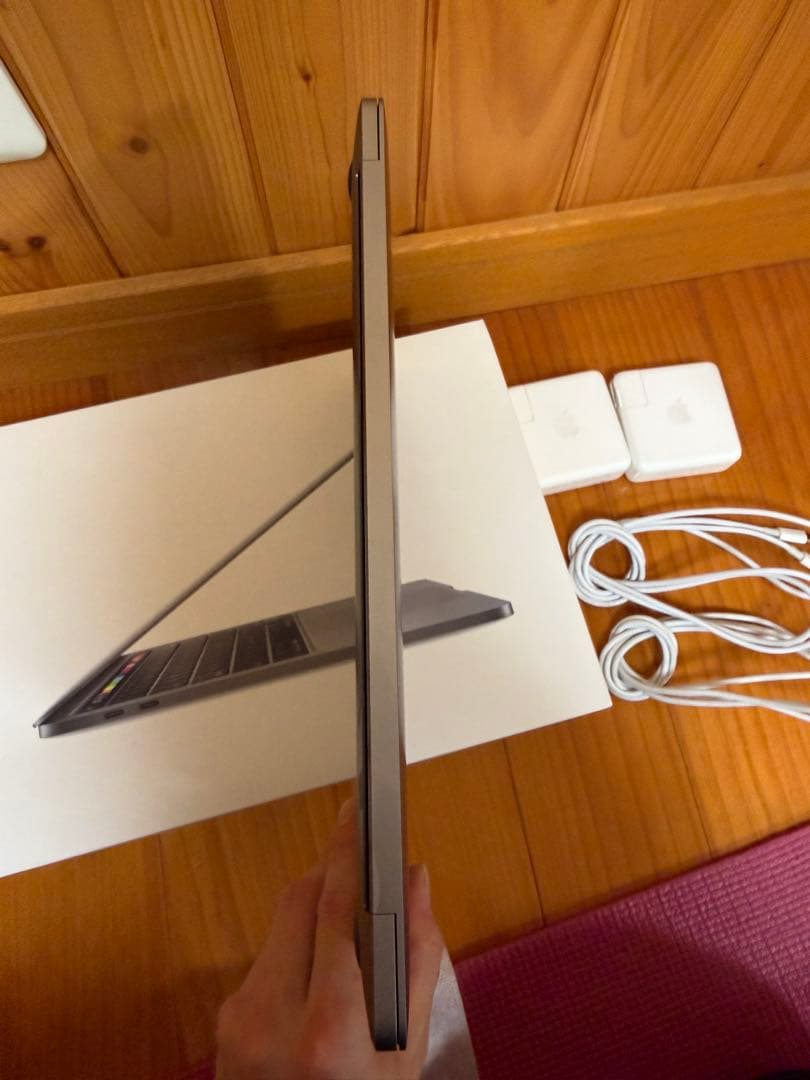 MacBook Pro 2020 メモリ8GB 256GB スペースグレー