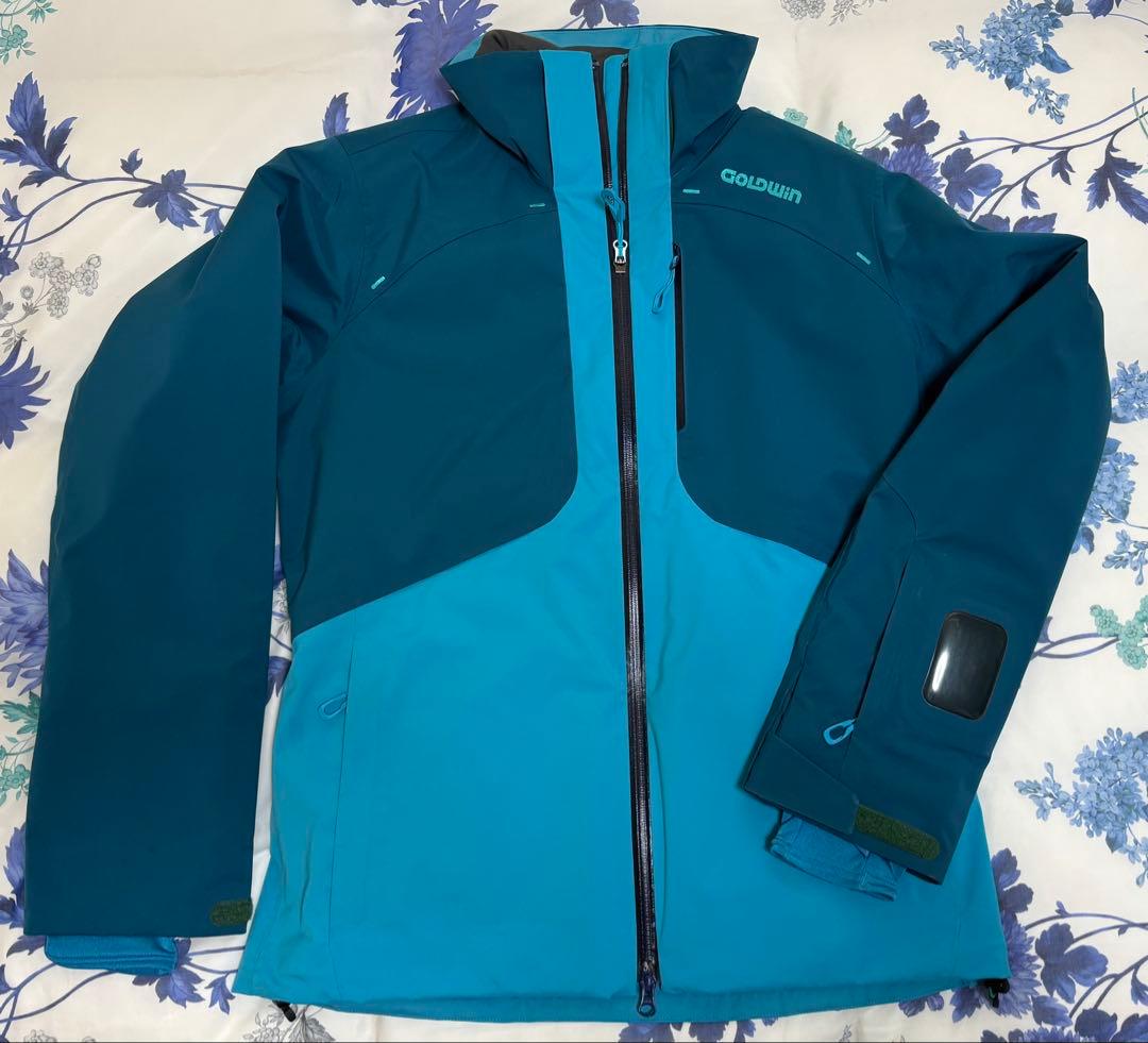 Goldwin スキーウェア