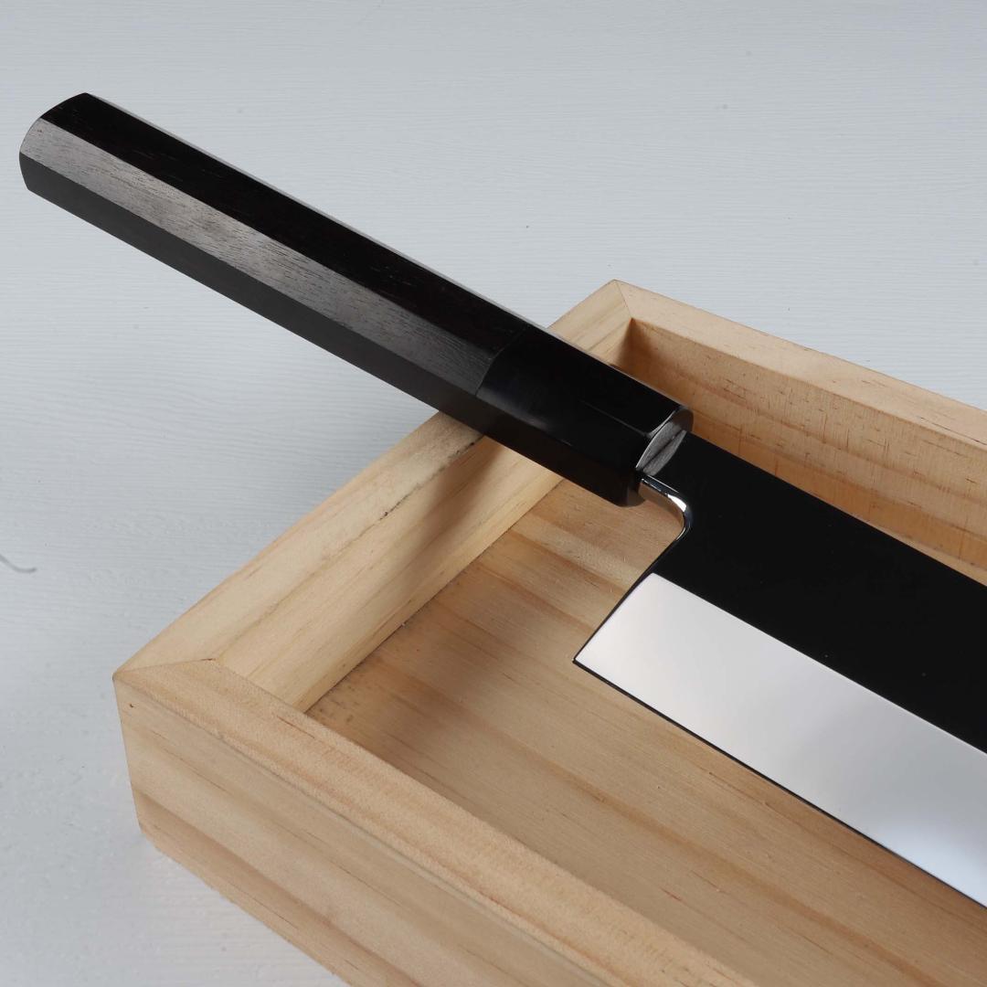 7794ウルトラ鏡面仕上げ 尺 鱧切り 骨切り 刺身包丁 黒檀黒水牛角八角柄