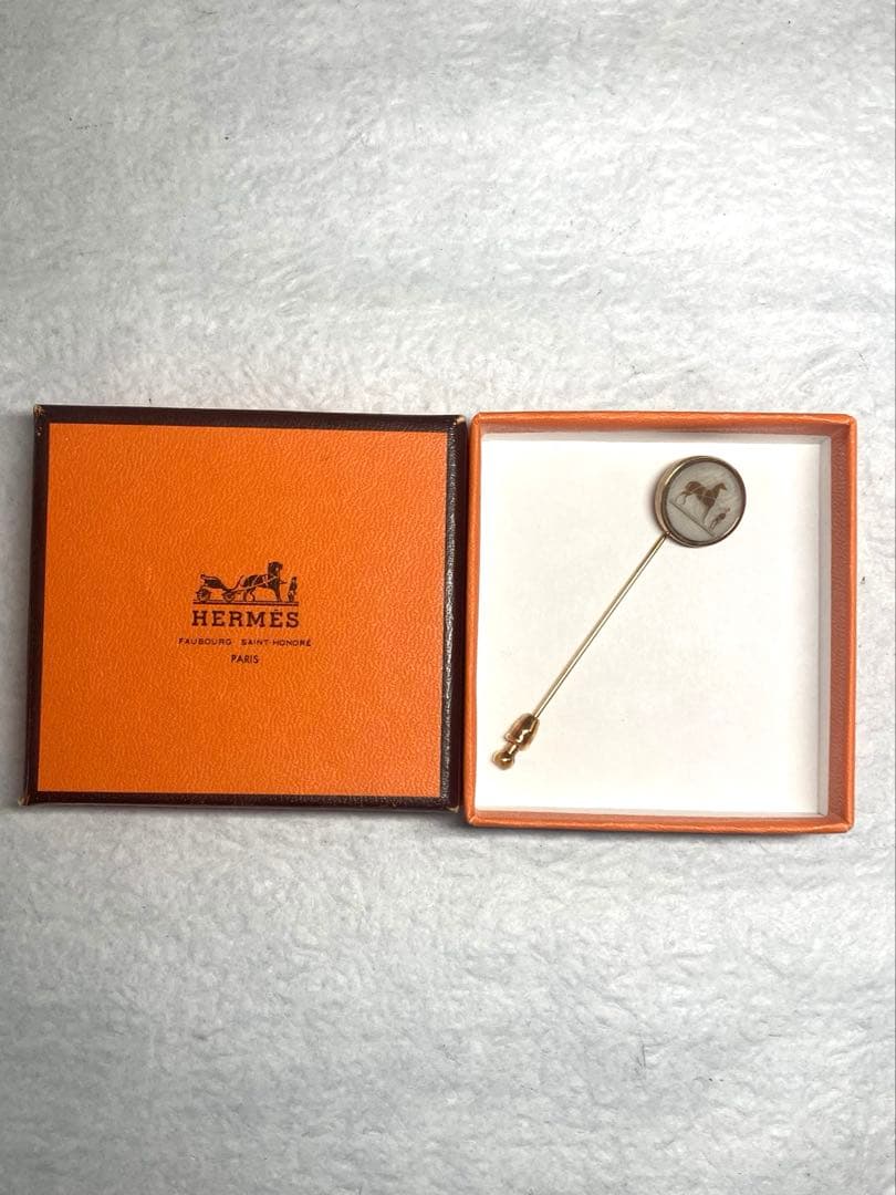 良品　HERMES エルメス　コロゾ　ピンブローチ　ピンバッチ　ゴールド　箱付き