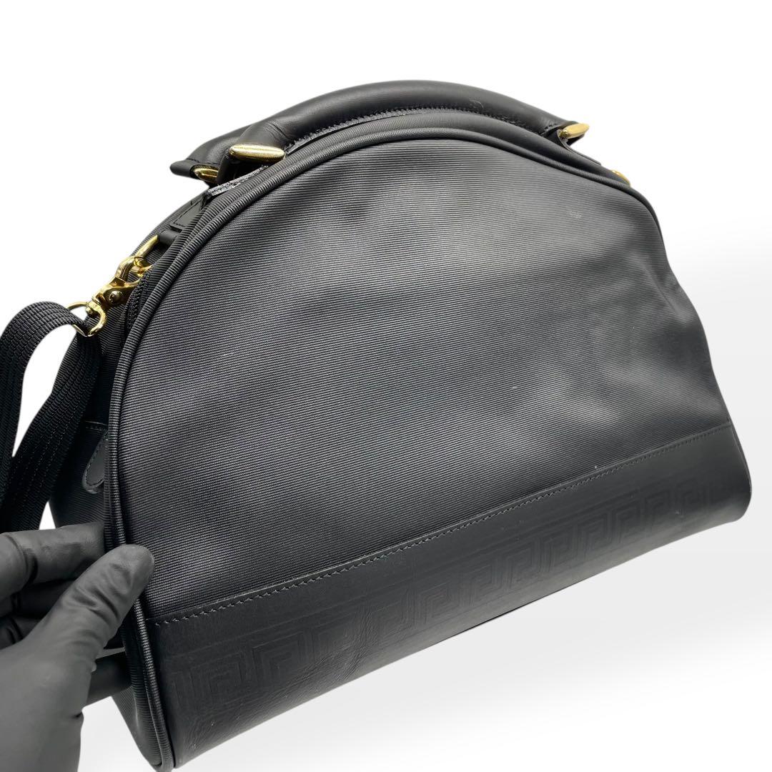 美品　希少　GIANNNI VERSACE 2way ショルダーバッグ　ブラック