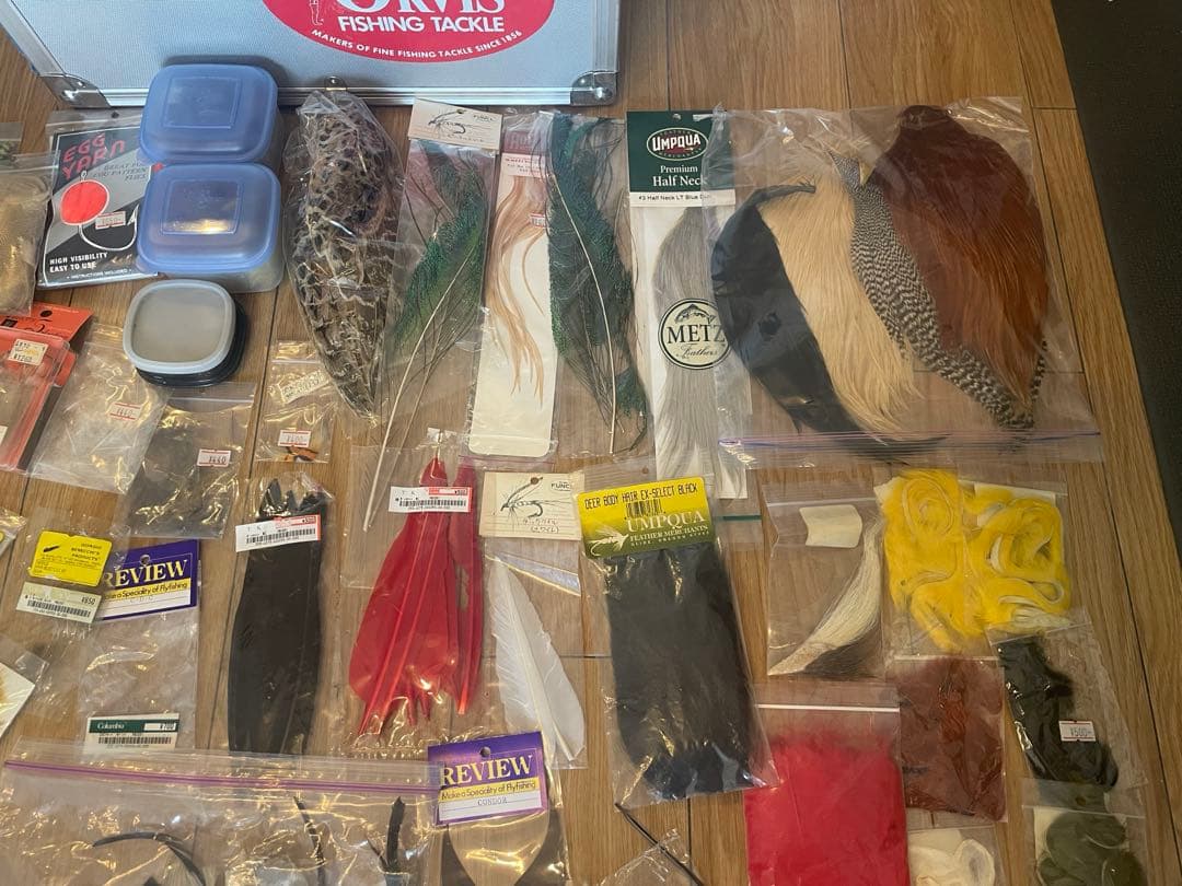 三歩フライフィッシング　フライタイイングマテリアルセット　定番色ハックル含