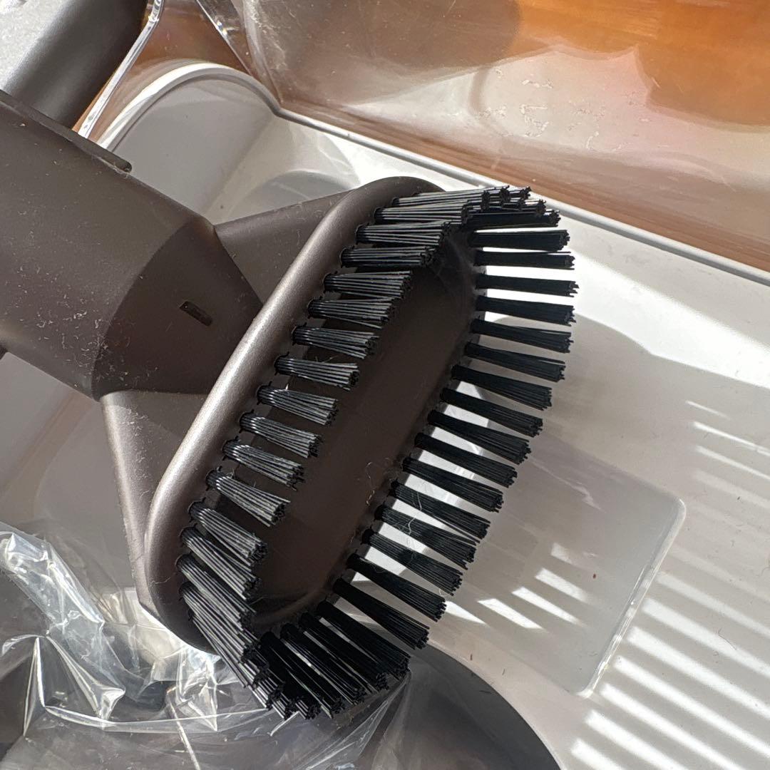 Dyson Cyclone V10 Fluffy 本体と未使用付属品