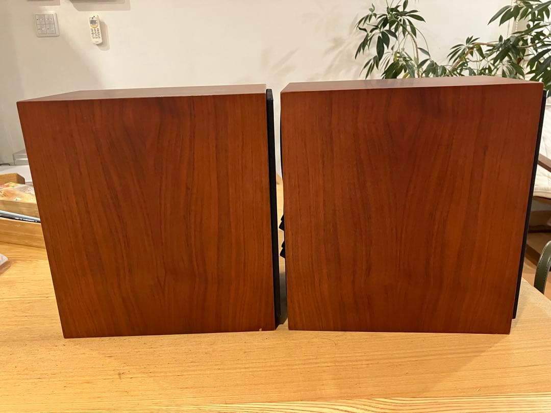 Bowers & Wilkins ＣＭ１