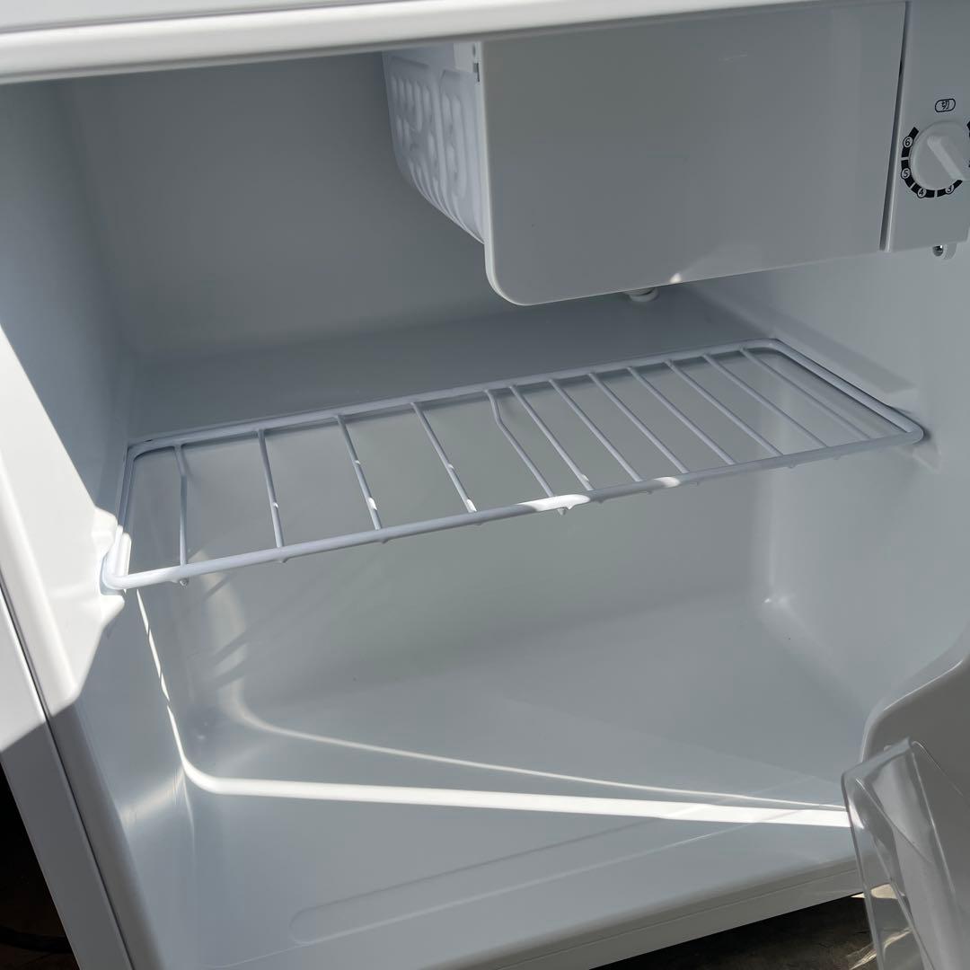 早い者勝ち　美品　２０２５年製　comfee 45L 冷蔵庫 RCD45WHE