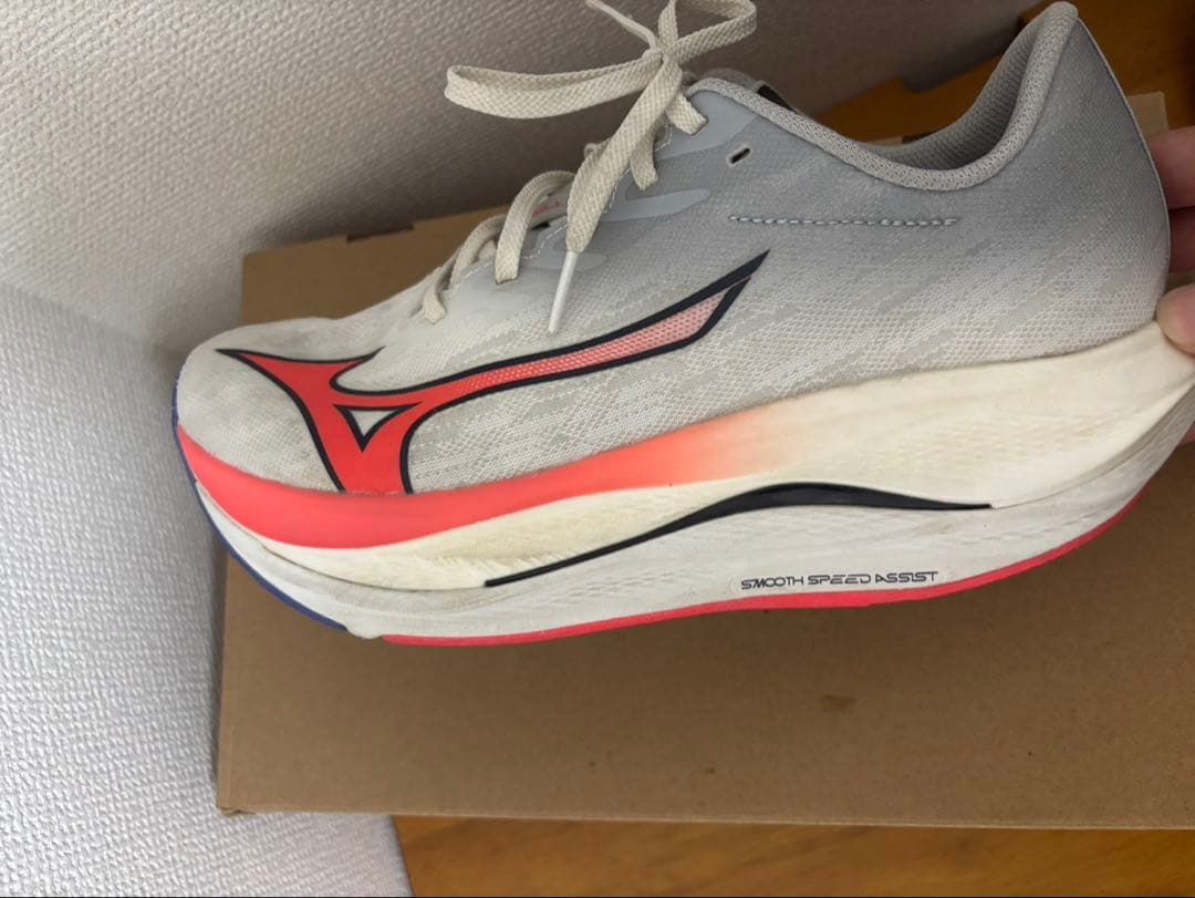 ミズノウエーブリベリオンフラッシュ3