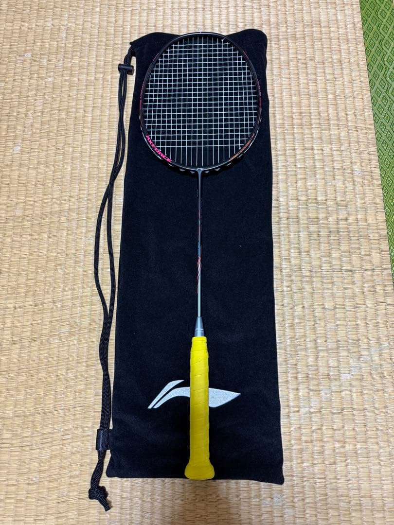 ラケット LI-NING AXFORCE80 4UG6