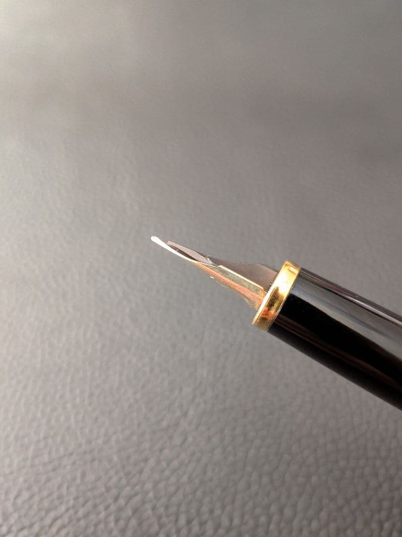 【美品】プラチナ万年筆　Playboy 14K 　細字（F)
