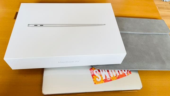 Apple MacBook Air Retinaディスプレイ13.3 256GB