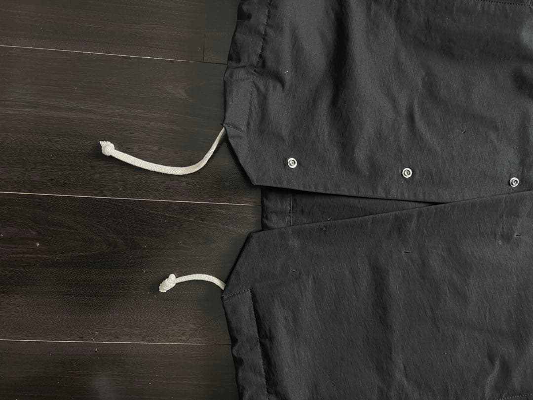 【こんぺいとう 】Bottega Veneta ブラック ナイロンブルゾン