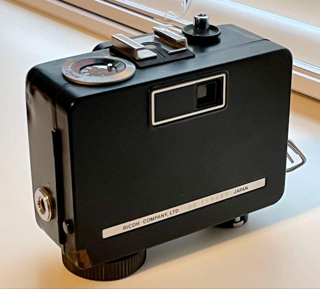 フィルムカメラRICOH SE2 オートハーフ