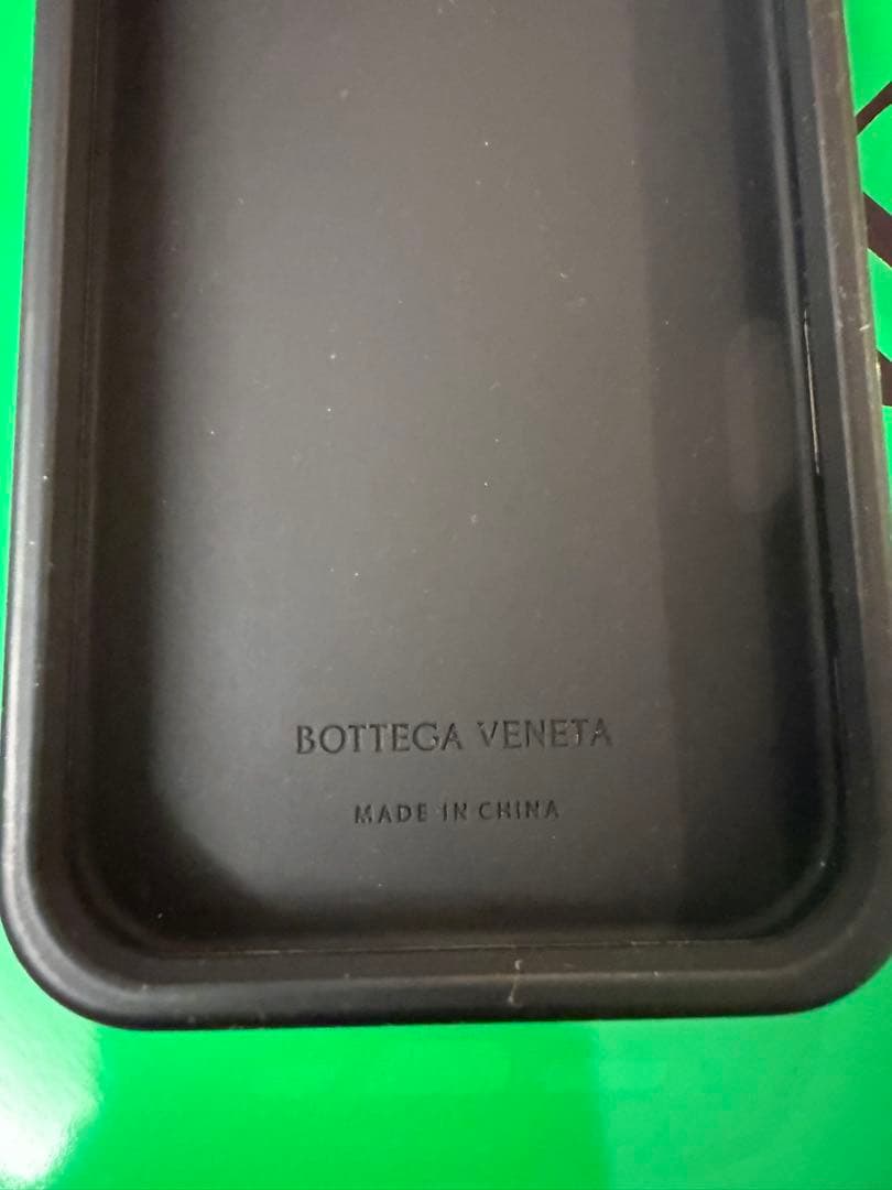 Bottega Veneta iPhone16pro用ケースブラック