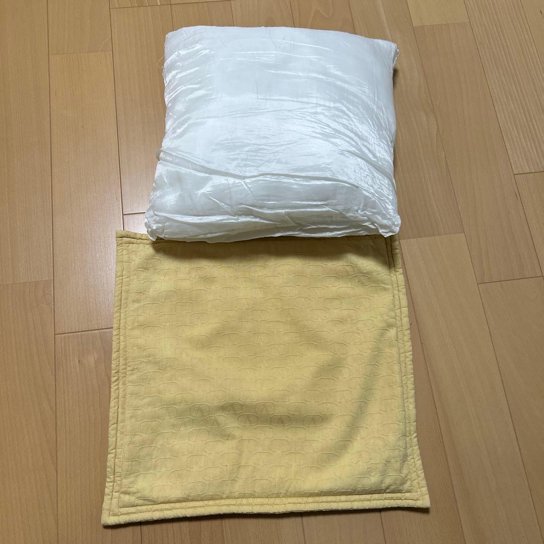 valentino garavani クッション（6個セット）