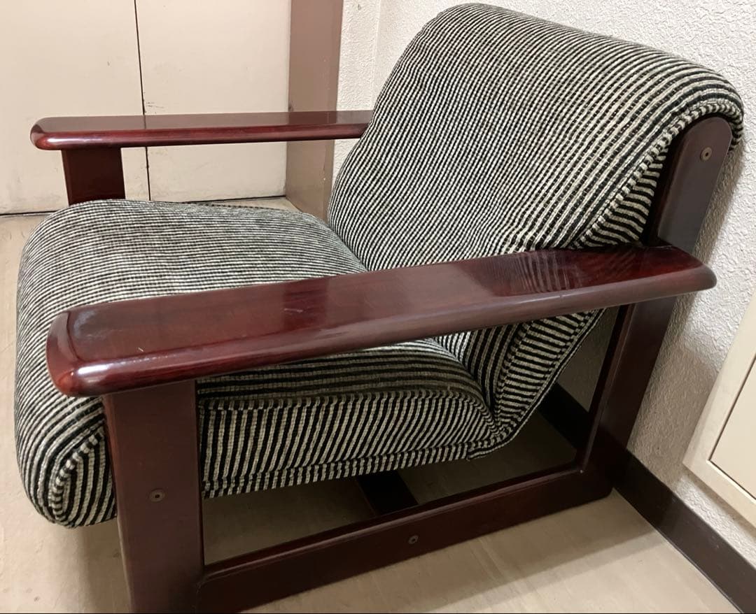 karimokuオールド カリモクファニチャー ストライプウッドアームシングル