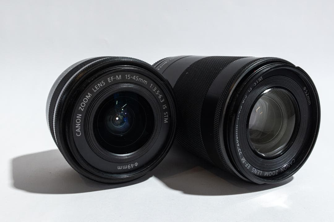 Canon EOS M100 ダブルズームキット15-45 & 55-200mm