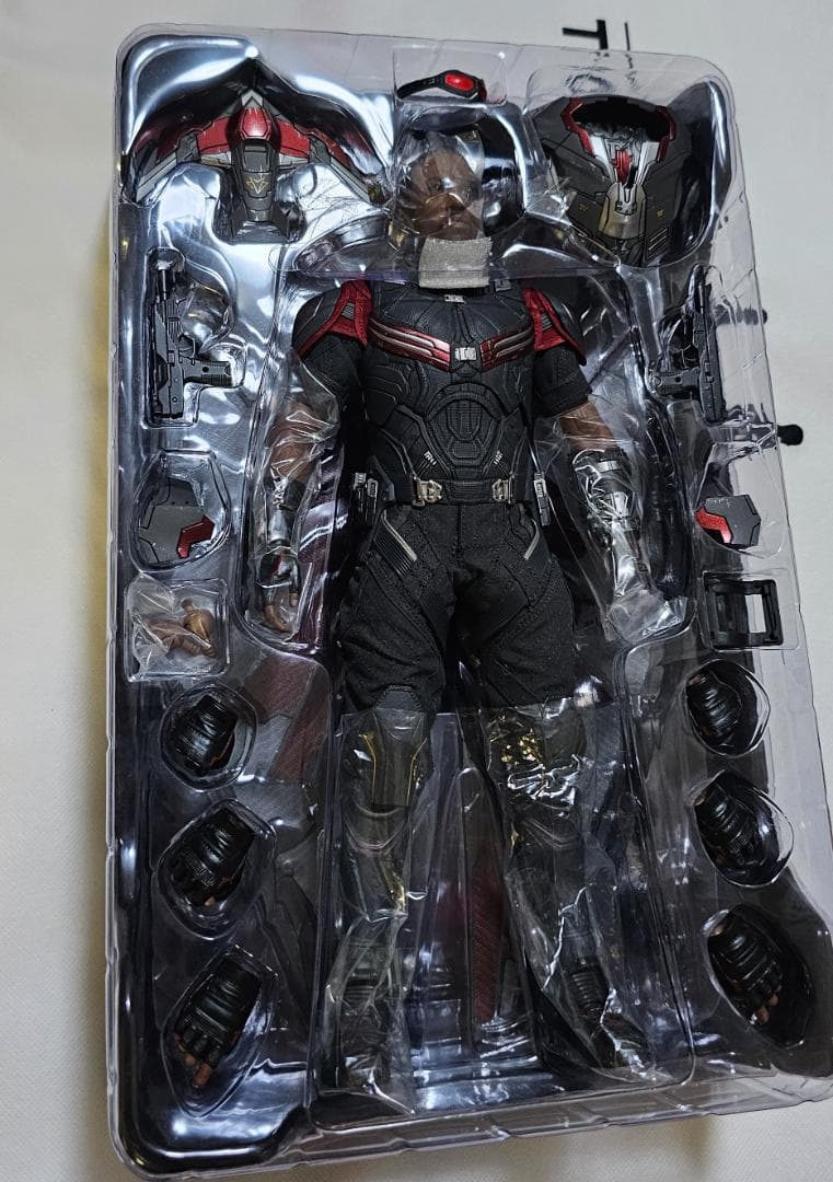 ホットトイズ ファルコン シビル・ウォー キャプテン・アメリカ