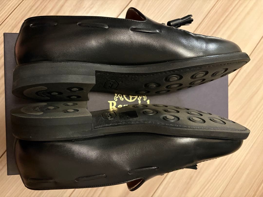 BERWICK タッセルローファー　ブラック