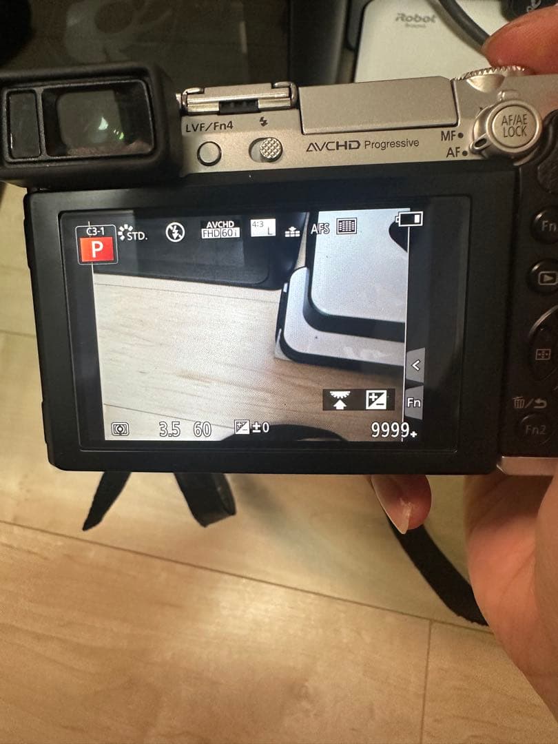 LUMIX GX7 ミラーレスカメラ 14-42mm