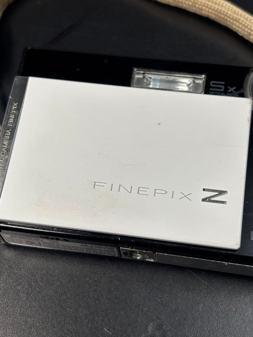 Fujifilm FinePix Z100fd 充電器付 富士フィルム デジカメ