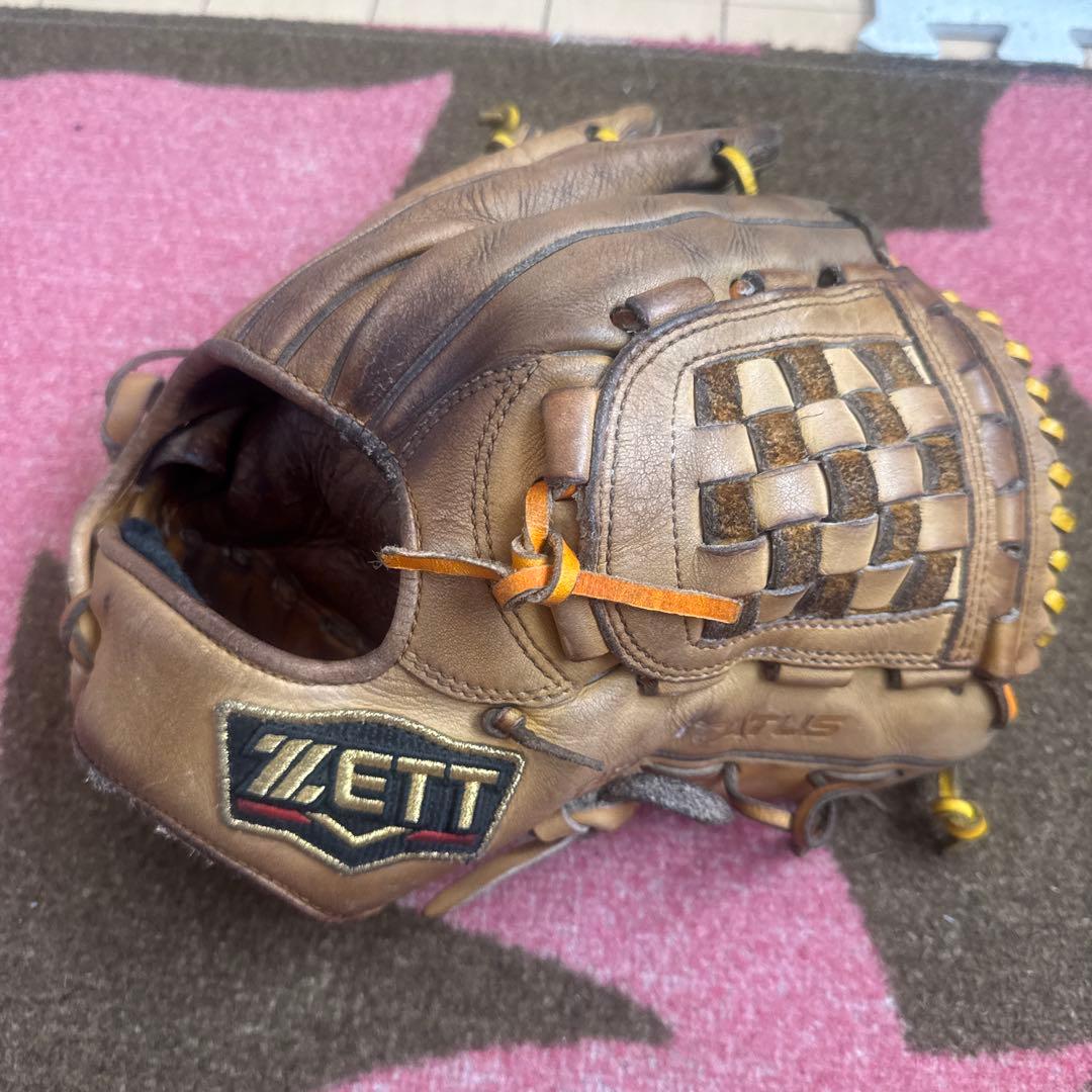 1週間限定！12000円！ZETT 軟式グローブ 源田モデル　内野用グローブ
