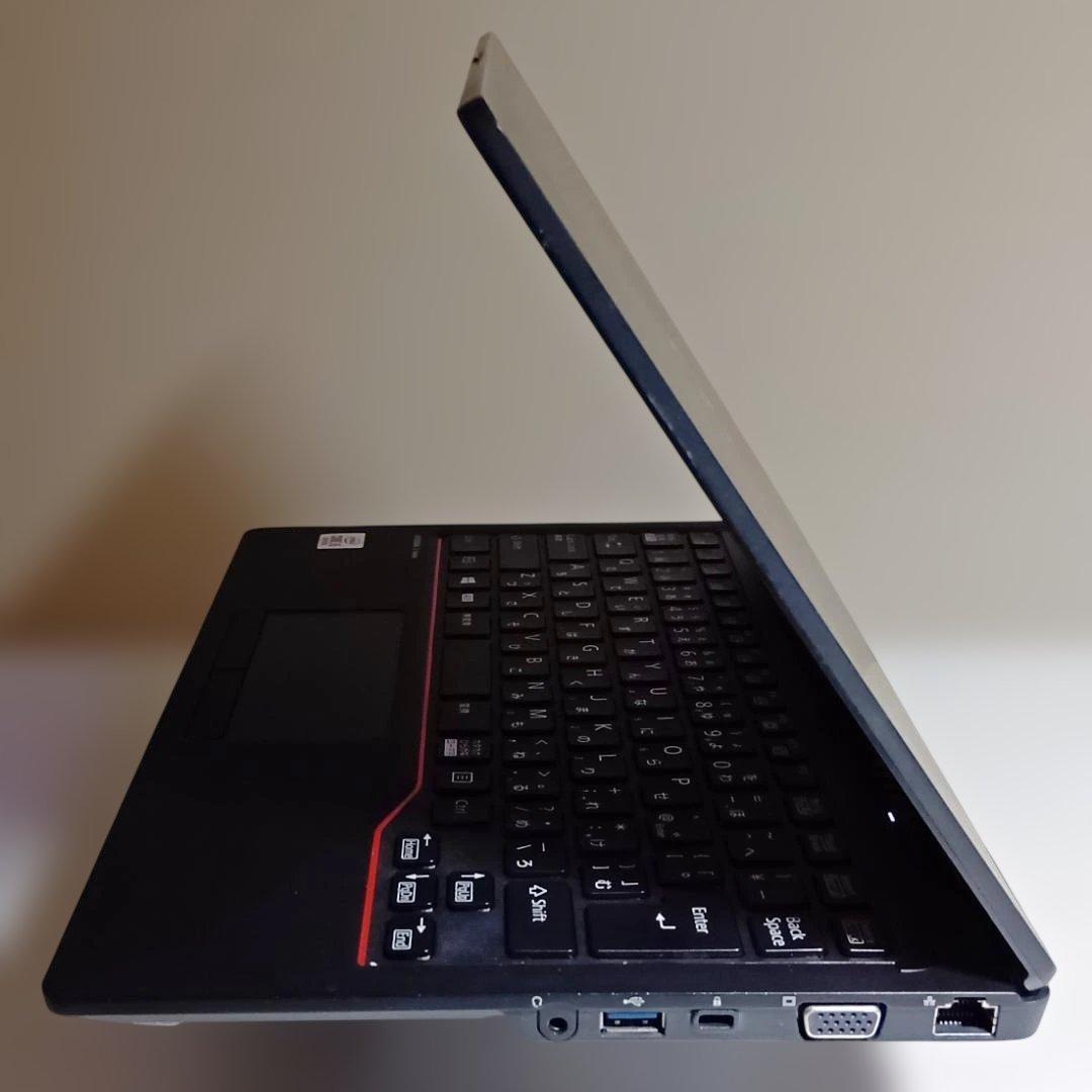 すぐ使えるライフブック/第10世代 i5/大容量SSD512GB/メモリ12GB