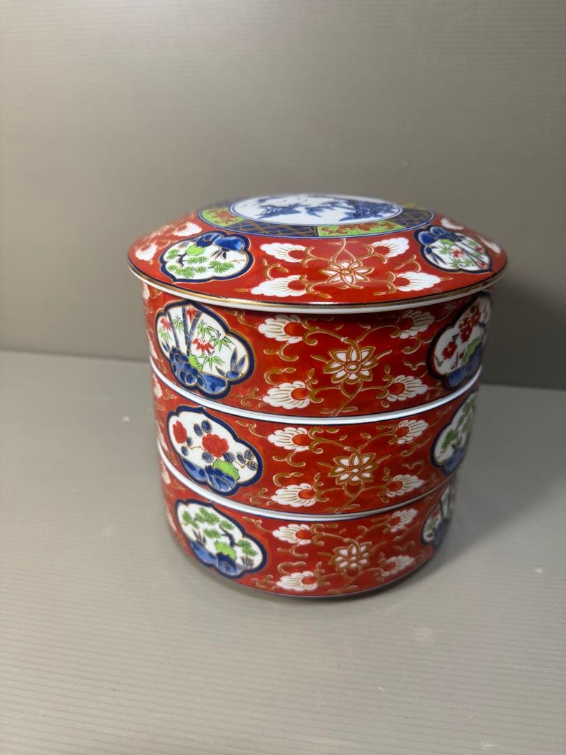 2295 伊万里風 松竹梅 三段重 提げ台