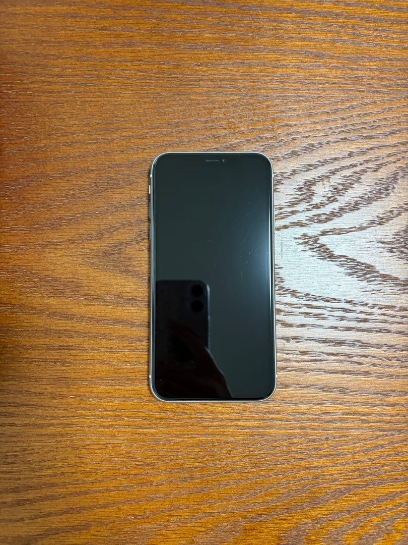 iPhone 11 ホワイト 128GB 本体 バッテリー88%