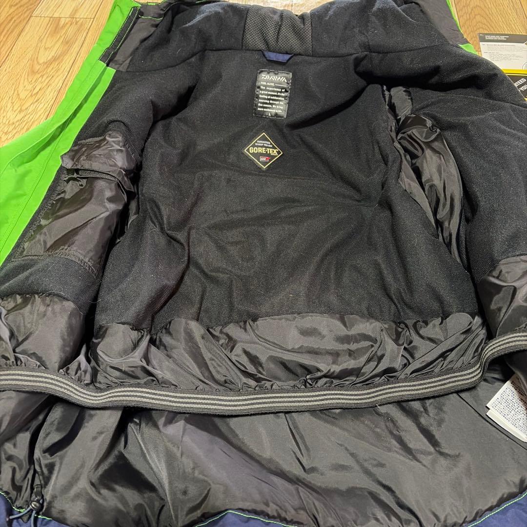 ダイワ　防寒ウェア　上下セットGORE-TAX