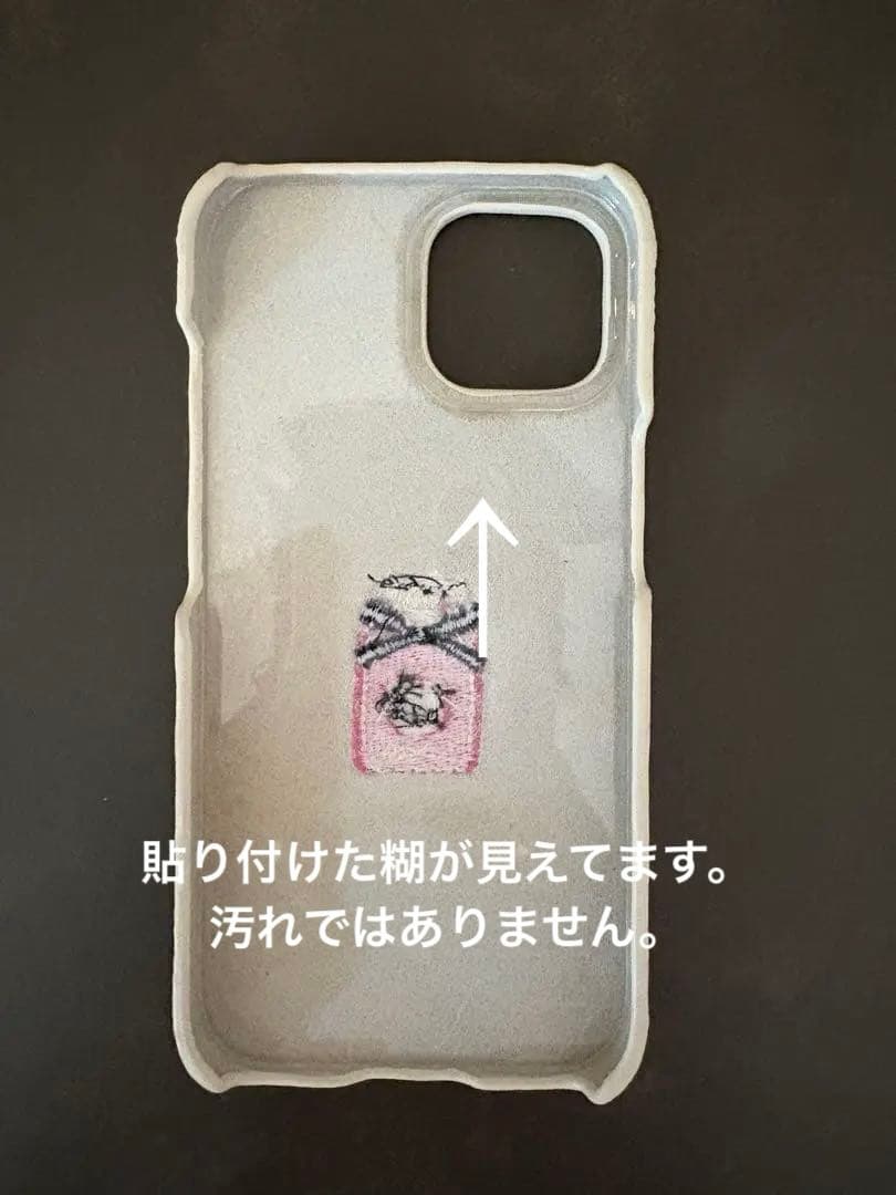 美品　ファミリア　スマホケース　iPhone15