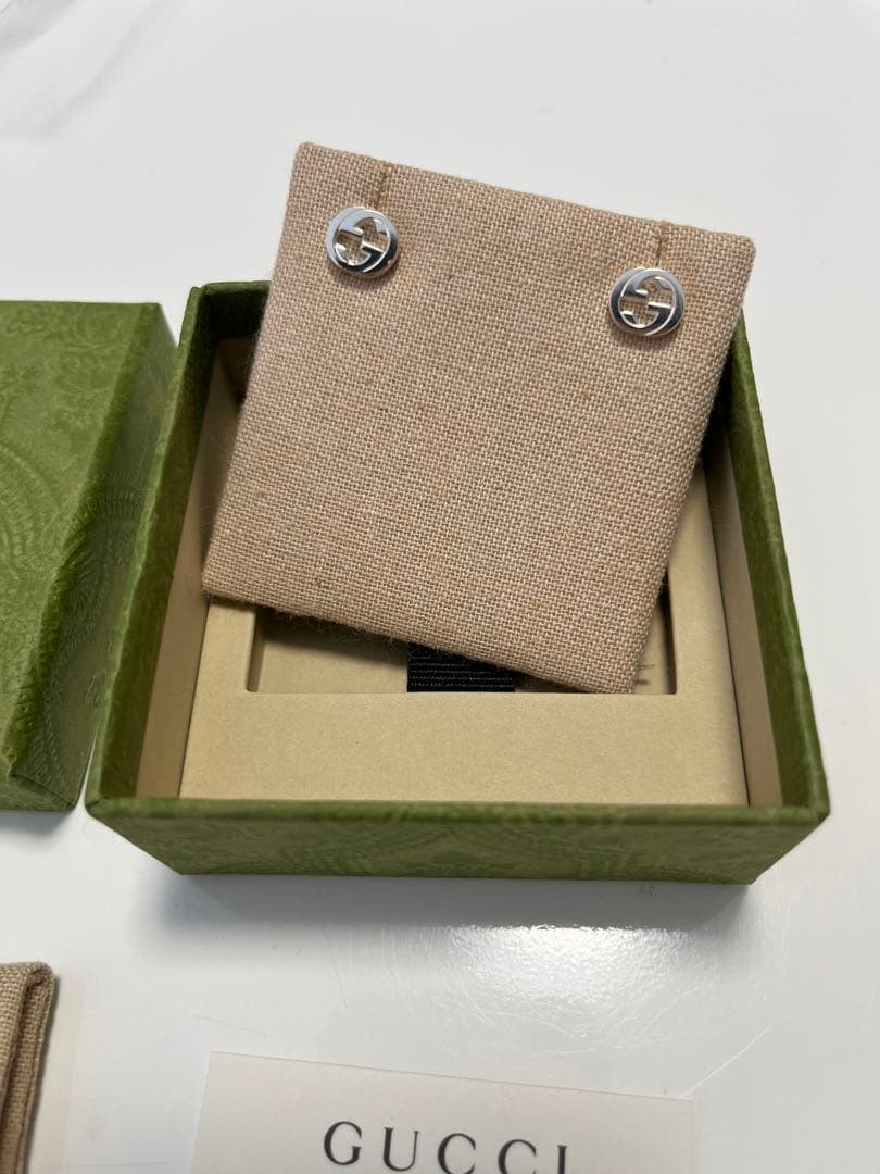 新品未使用 ※訳あり GUCCI グッチ インターロッキングG ピアス シルバー