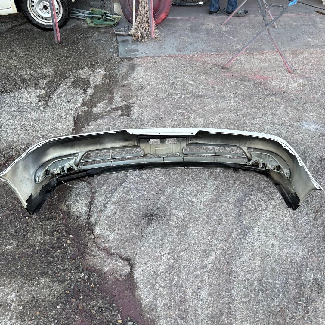 Jzx100 クレスタ 前期 フロントバンパー