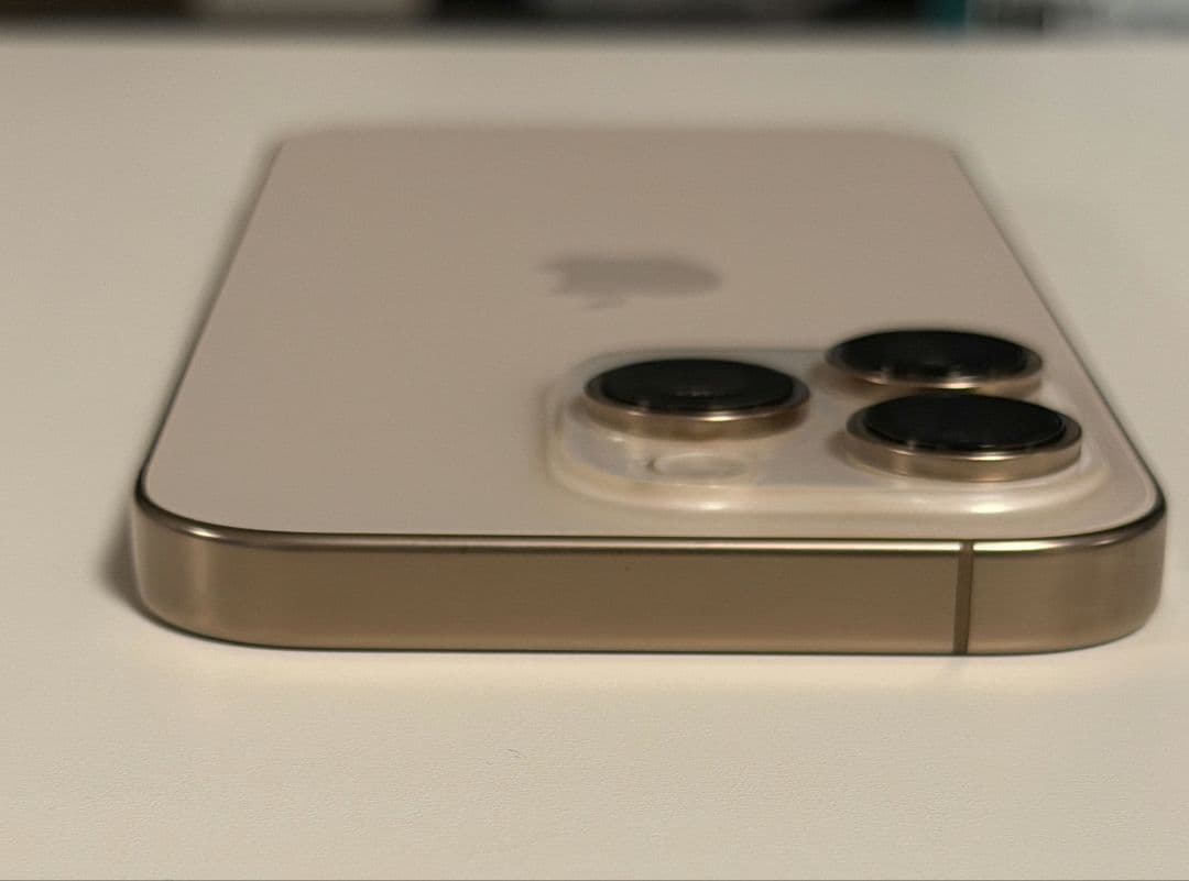 【超美品】iPhone16PRO　デザートチタニウム　128GB