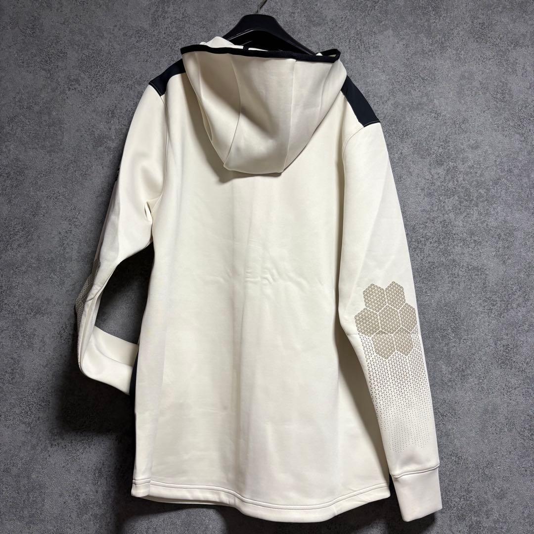 新品　アンダーアーマー ロゴ入りジップパーカーブルゾン「XLサイズ」