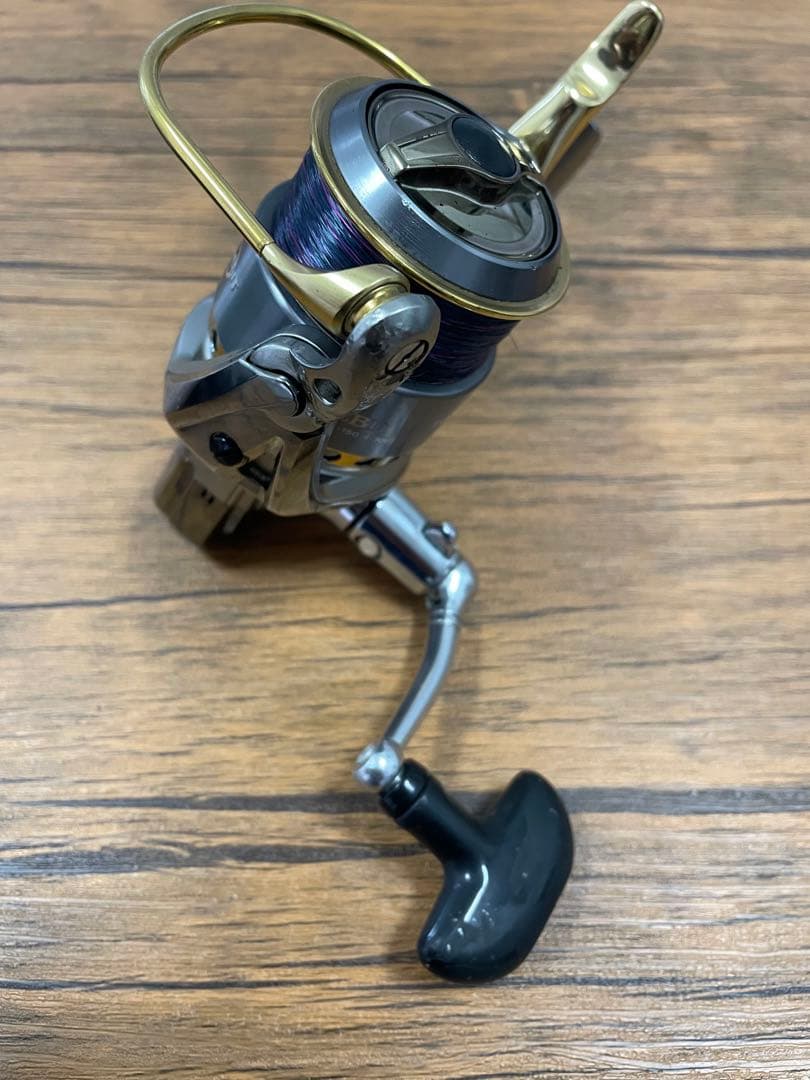 ダイワ 06 トーナメント ISO Z 2500LBD DAIWA 磯