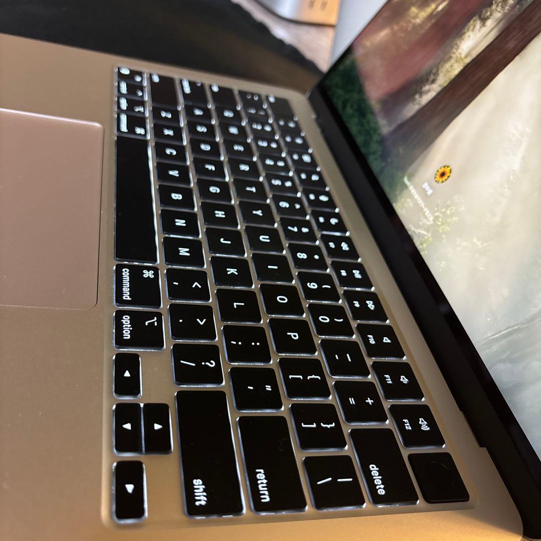M2 MacBook Air USキーボード 【2025年2月購入】