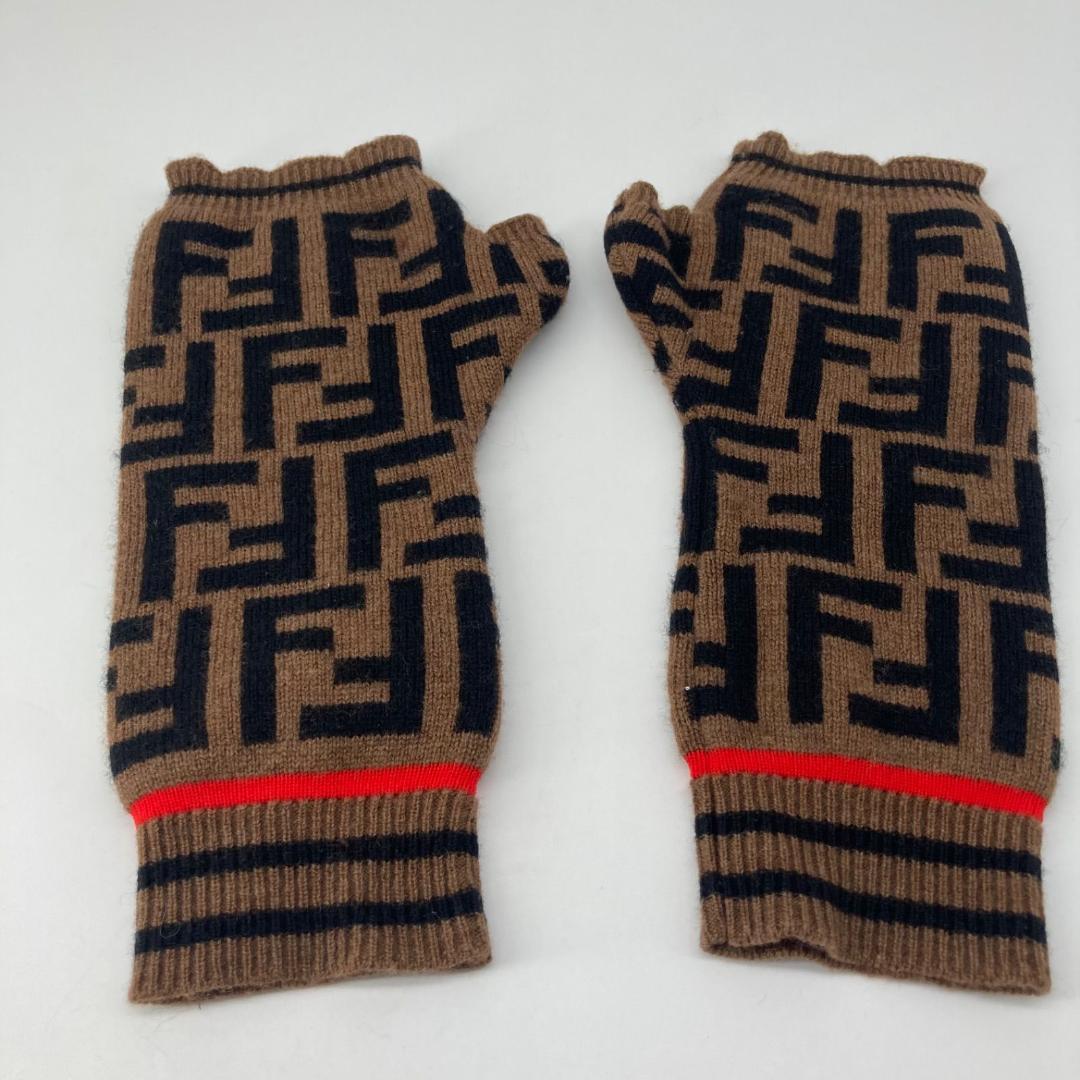 13671✨FENDI フェンディ ズッカ カシミヤ 手袋 グローブ 箱付き