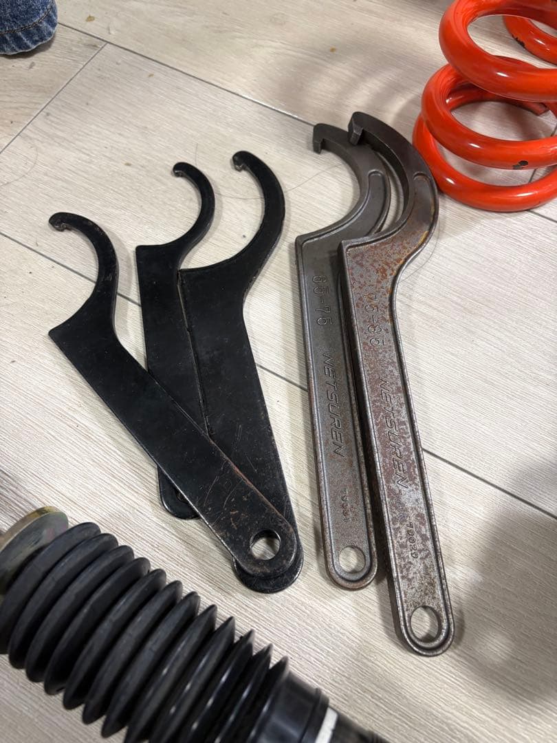 LEON低王車高調　LA600 LA150 ピロアッパー