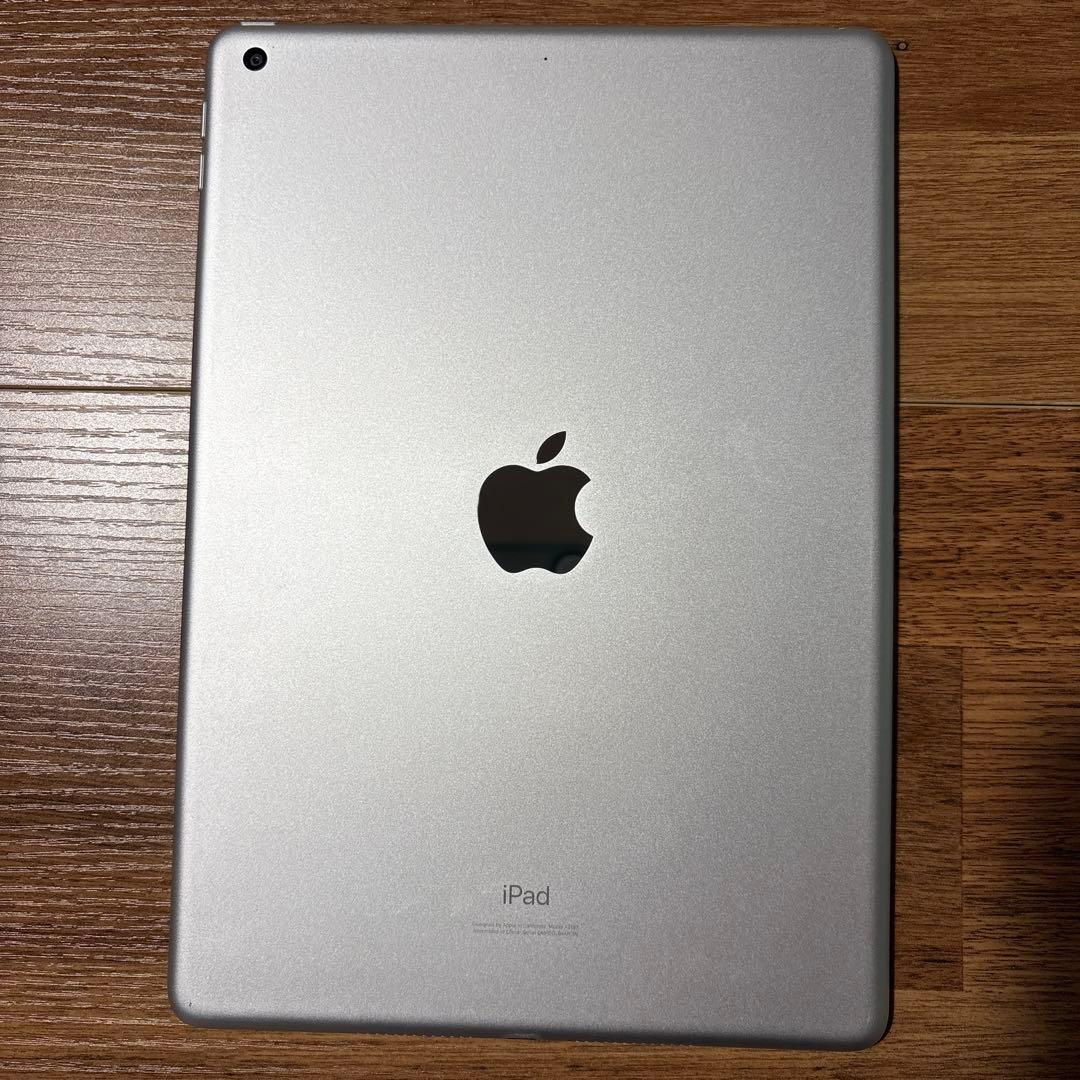 ra iPad 第7世代 Wi-Fiモデル ロジクールキーボード付き