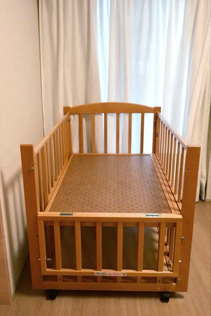 ヤマサキ ツーオープン　ベビーベッド（添い寝対応／70×120cm 国産)