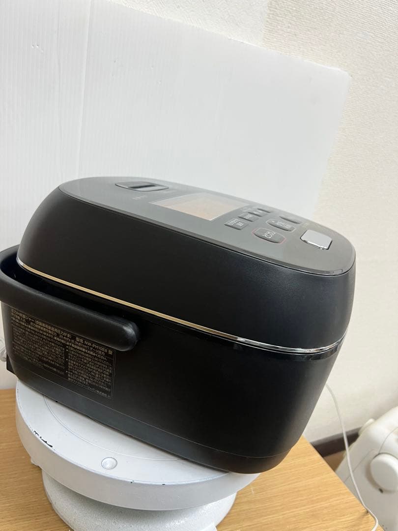 象印 圧力IH炊飯ジャー NW-PH10E8 2020年製